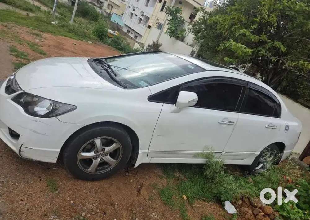 Honda Civic 2012 Cng & Hybrids 86900 Km Driven