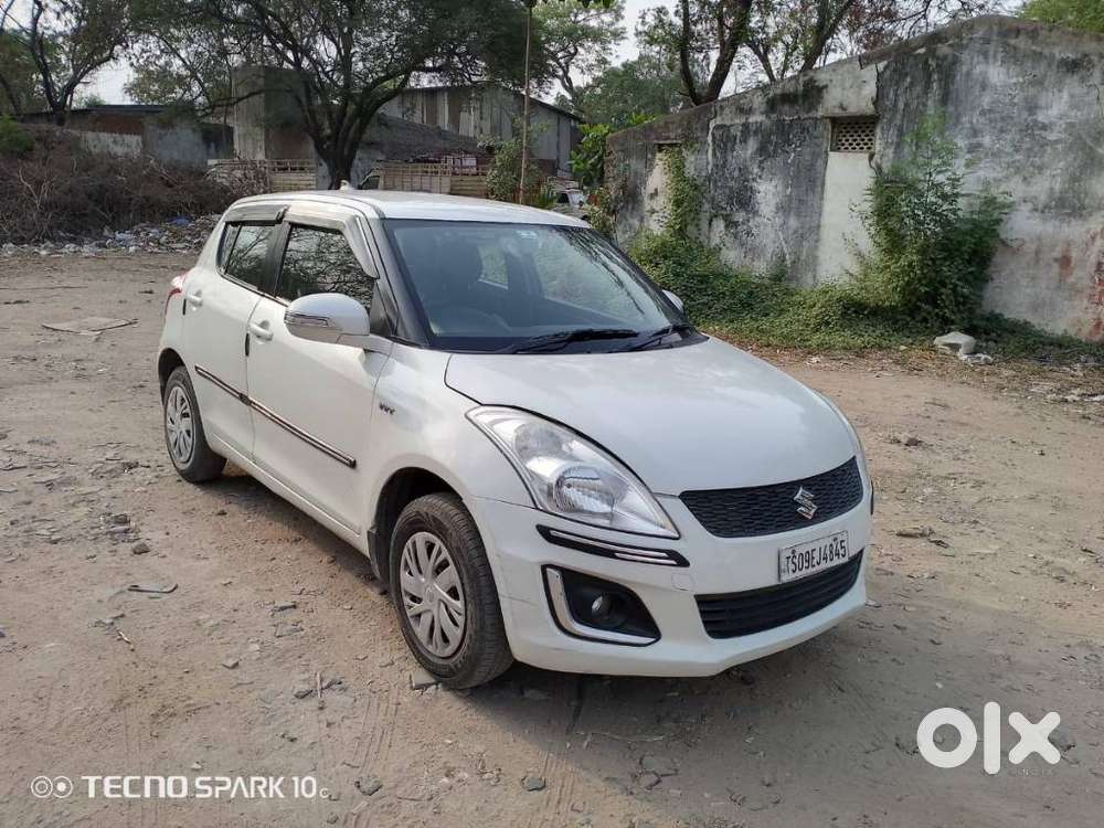 Maruti Suzuki Swift Vxi With Abs, 2015, Petrol