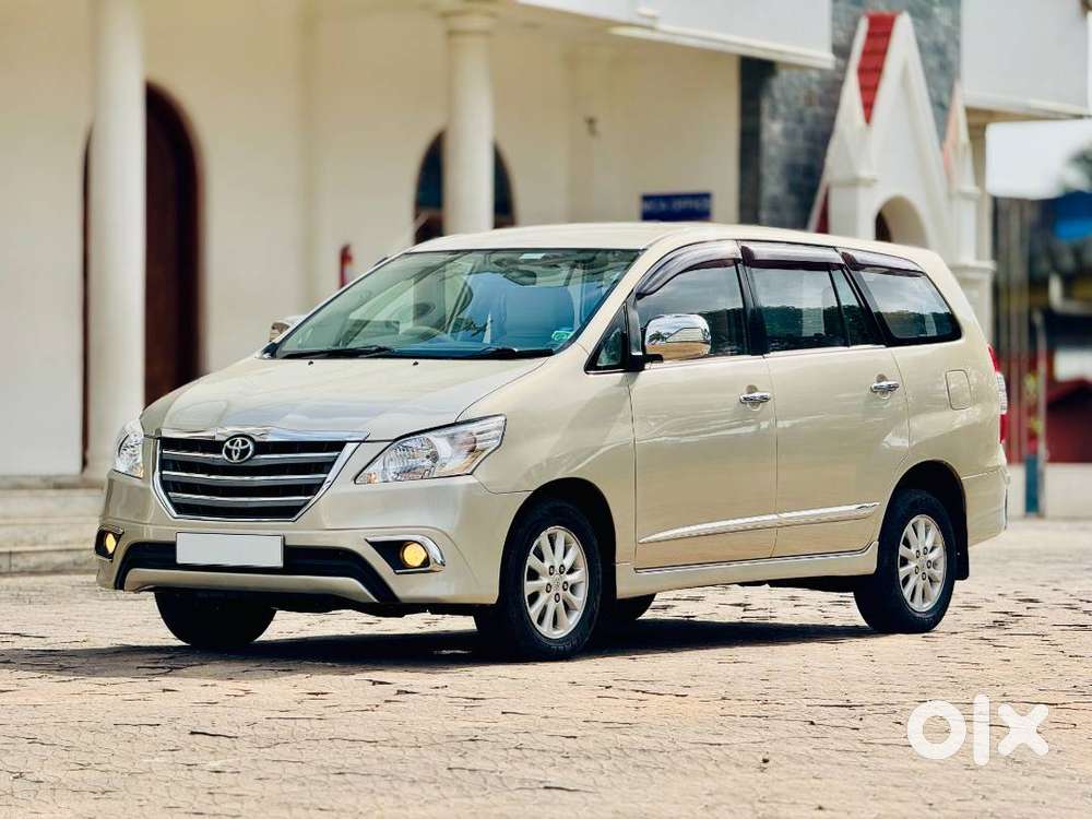 Toyota Innova 2.5 V 2012 Good Condition
