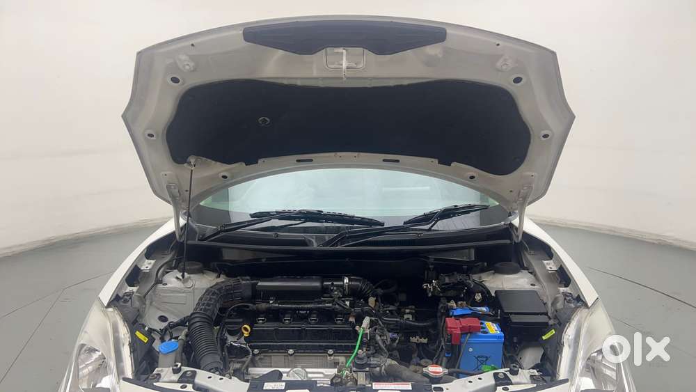 Maruti Suzuki Swift 1.3 Lxi, 2022, Petrol