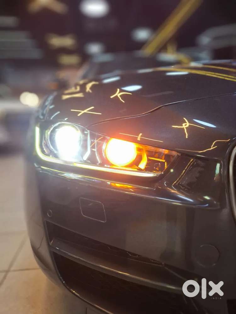Jaguar Xe Prestige, 2016, Petrol
