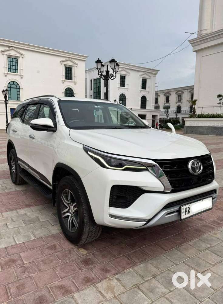 Toyota Fortuner [2021-ongoing] 2.8 2wd Diesel At, 2021, Diesel