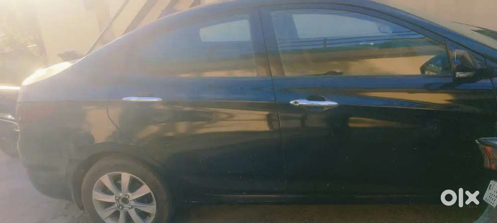 Hyundai Verna 2012 Diesel Well Maintained