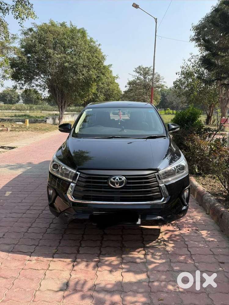 Toyota Innova Crysta 2022 Petrol 26000 Km Driven