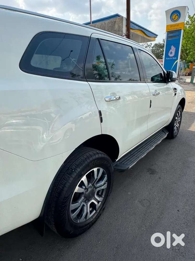 Ford Endeavour 2.0 Titanium Plus 2021