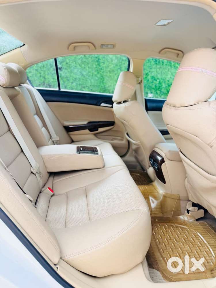 Honda Accord 2.4 Manual, 2009, Petrol