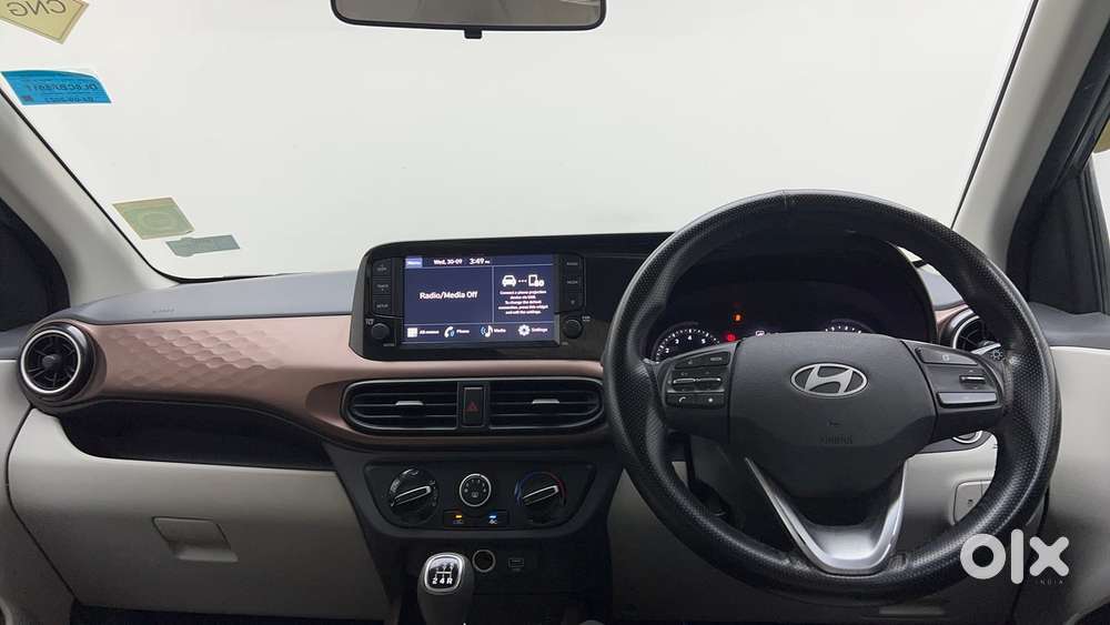 Hyundai Aura 1.2 Sx Cng, 2023, Cng & Hybrids