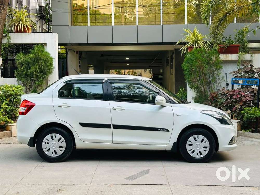 Maruti Suzuki Dzire 1.2 Vxi, 2015, Petrol
