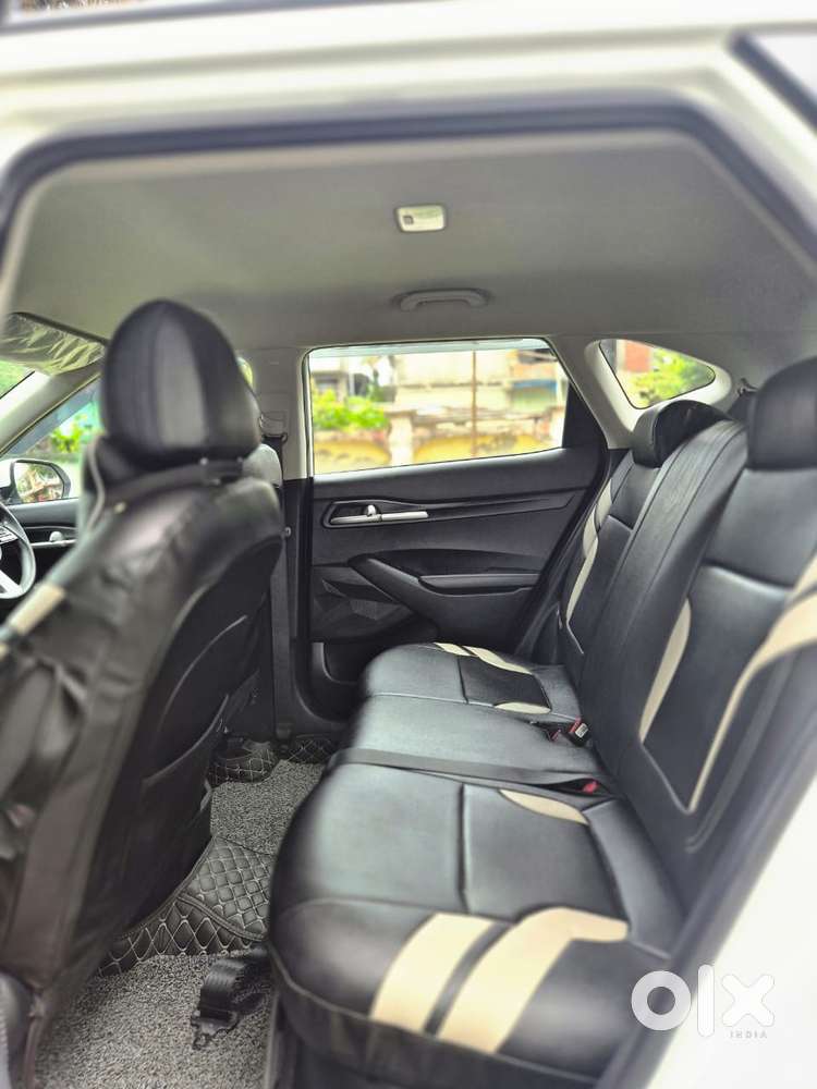 Kia Seltos Htk G, 2023, Petrol