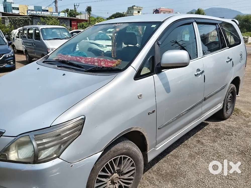 Toyota Innova 2.5 G4 2013