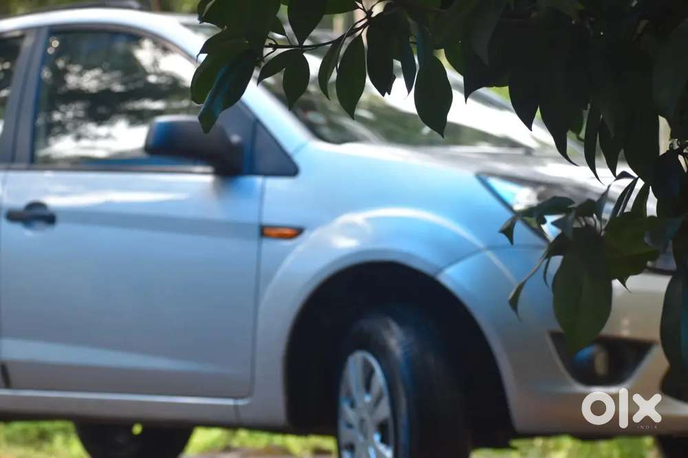 Ford Figo 2010 Petrol Manual