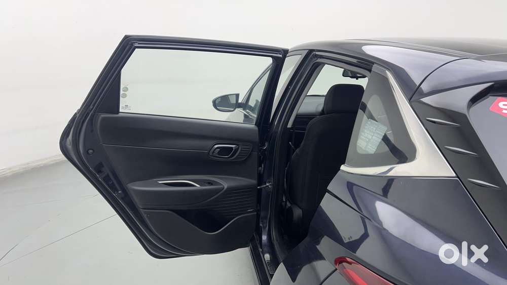 Hyundai New I20 1.2 Asta (o) Mt, 2023, Petrol