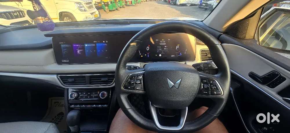 2024 Mahindra Xuv700 Ax7 Diesel Automatic 7seater 38000 Km Driven