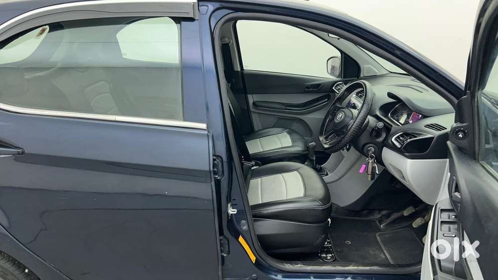 Tata Tiago 1.05 Revotorq Xt Option, 2023, Petrol