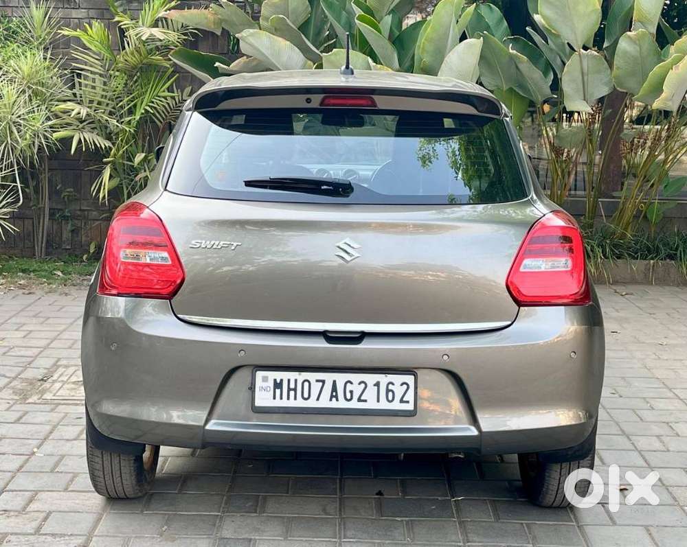 Maruti Suzuki Swift Vvt Zxi, 2018, Petrol