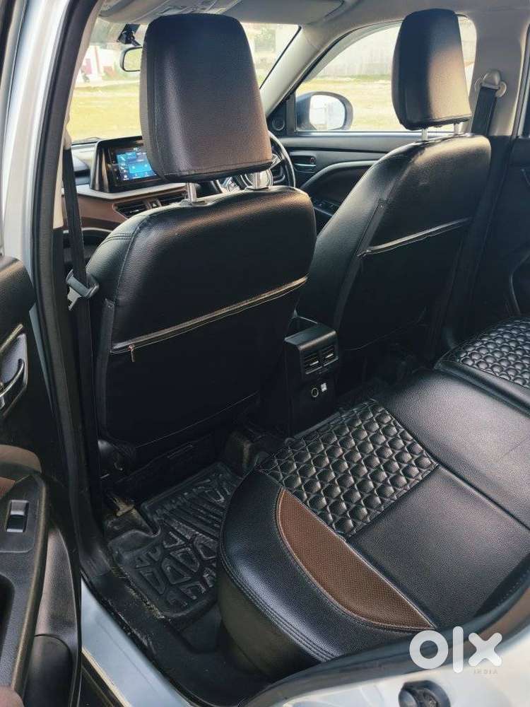 Maruti Suzuki Brezza 1.5 Zxi Plus Smart Hybrid, 2022, Petrol