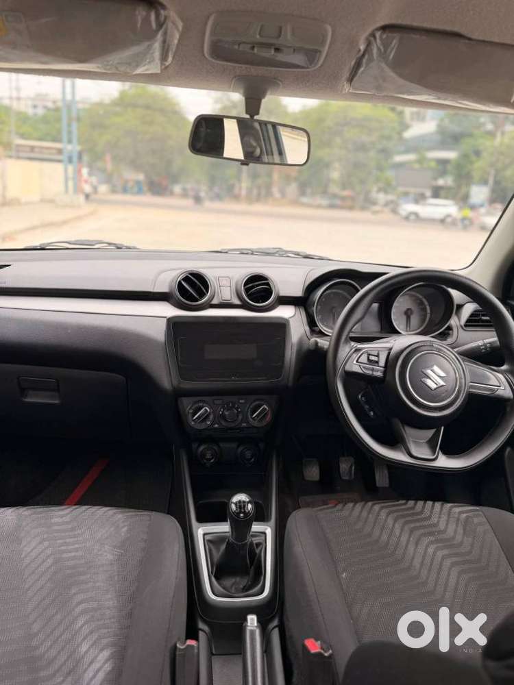 Maruti Suzuki Swift Vxi Optional, 2021, Petrol