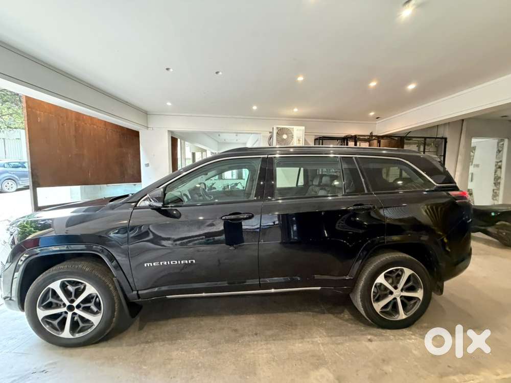 Jeep Meridian 2023 Overland 4x4 Awd Automatic Top End Brand New Cond