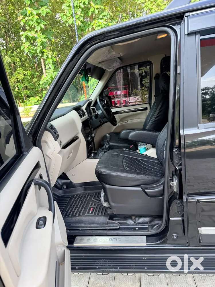 Mahindra Scorpio Classic 2025