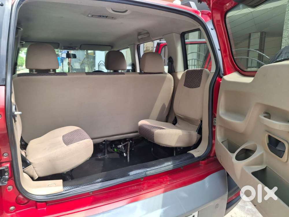 Mahindra Tuv 300 T8, 2017, Diesel