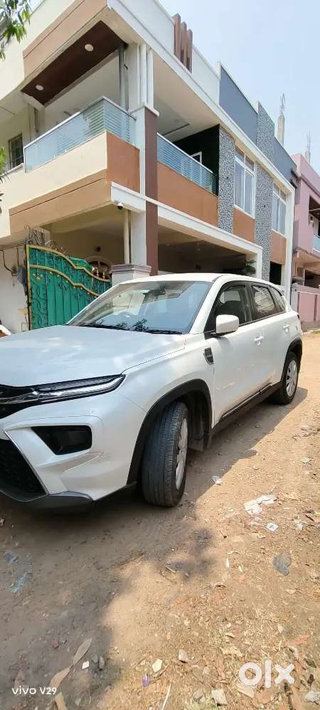 Toyota Urban Cruiser Hyryder 2023 Petrol Well Maintained