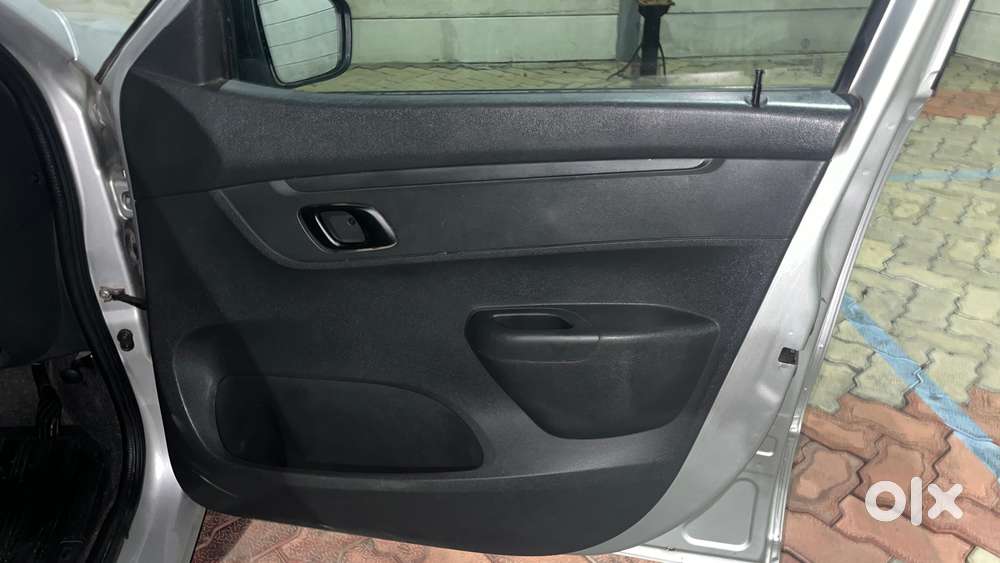 Renault Kwid Rxt, 2016, Petrol