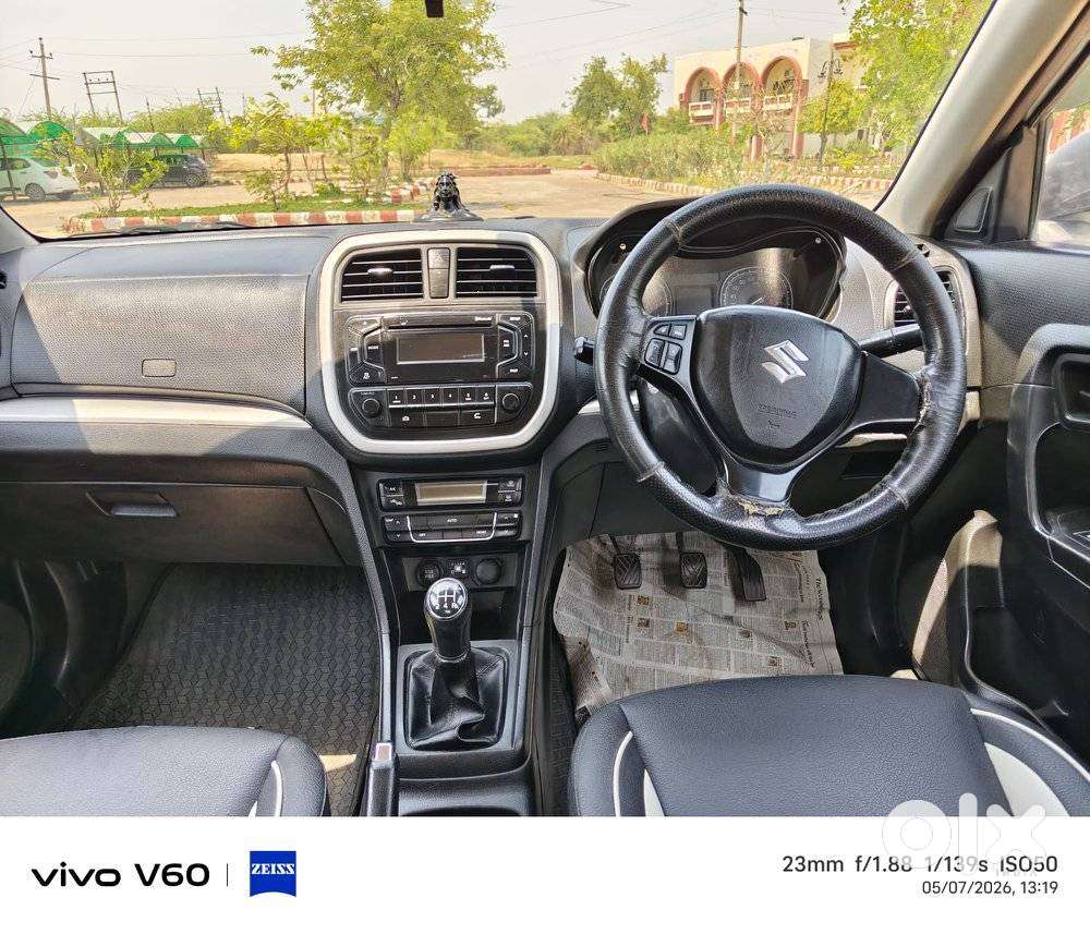Maruti Suzuki Vitara Brezza 1.5 Vxi, 2022, Cng & Hybrids