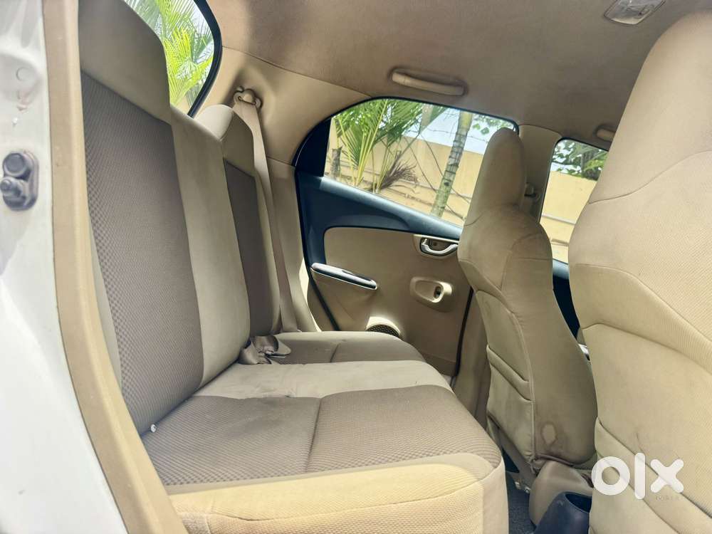 Honda Brio, 2013, Petrol