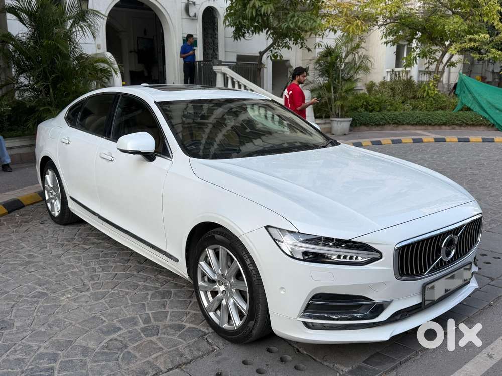 Volvo S90 D4 Momentum, 2019, Diesel