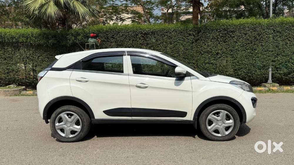 Tata Nexon 1.5 Revotorq Xm (s), 2019, Diesel