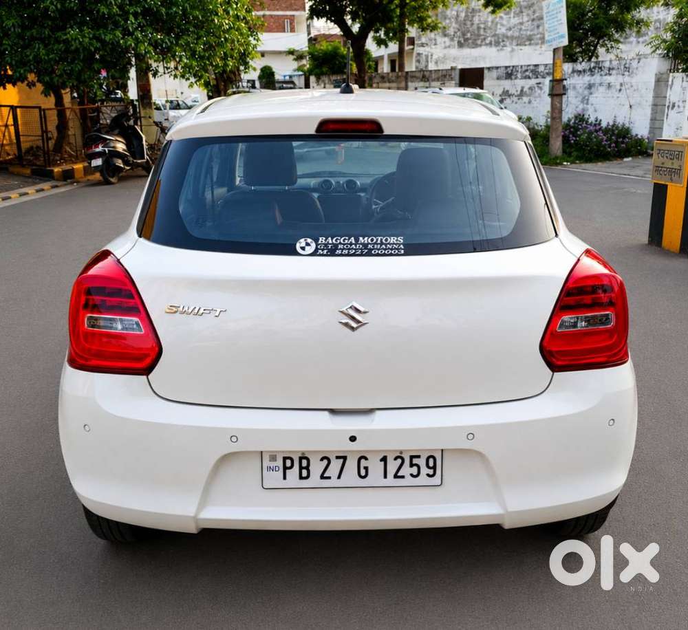 Maruti Suzuki Swift Vxi + Manual, 2021, Petrol