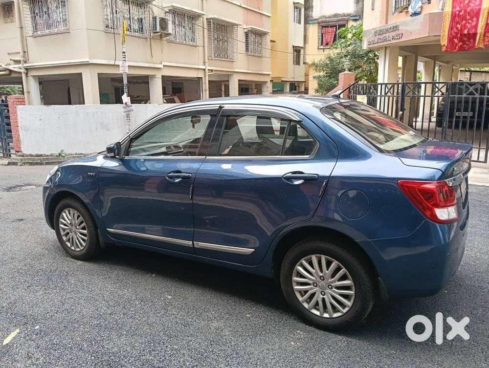 Maruti Suzuki Swift Dzire 1.2 Zxi Bsiv, 2018, Petrol