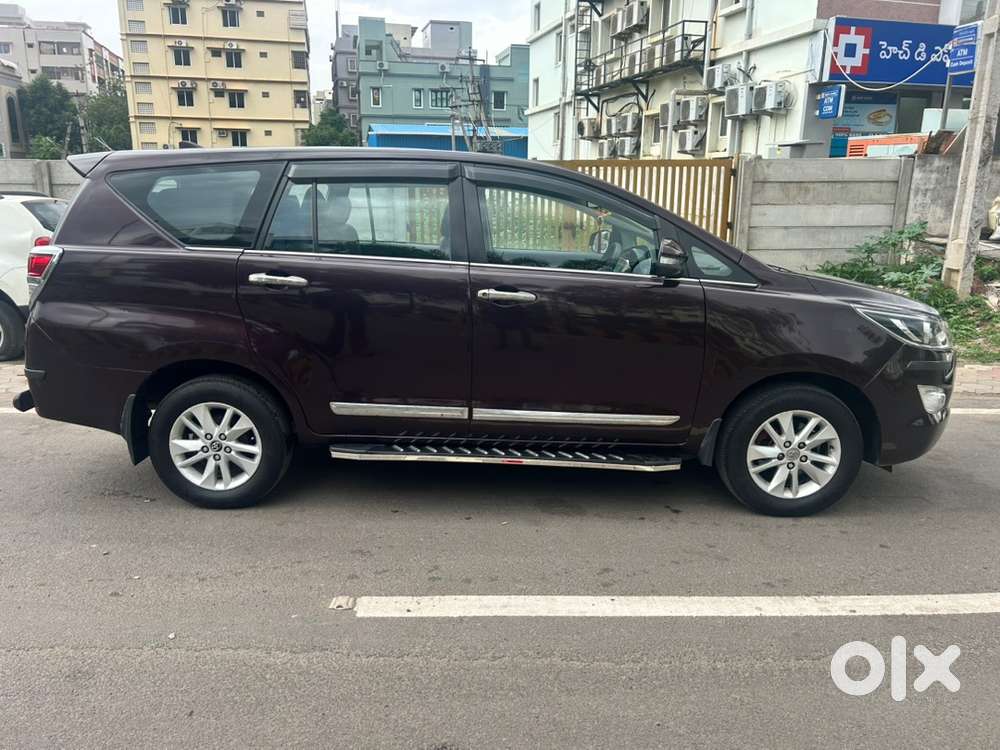 Toyota Innova Crysta 2016
