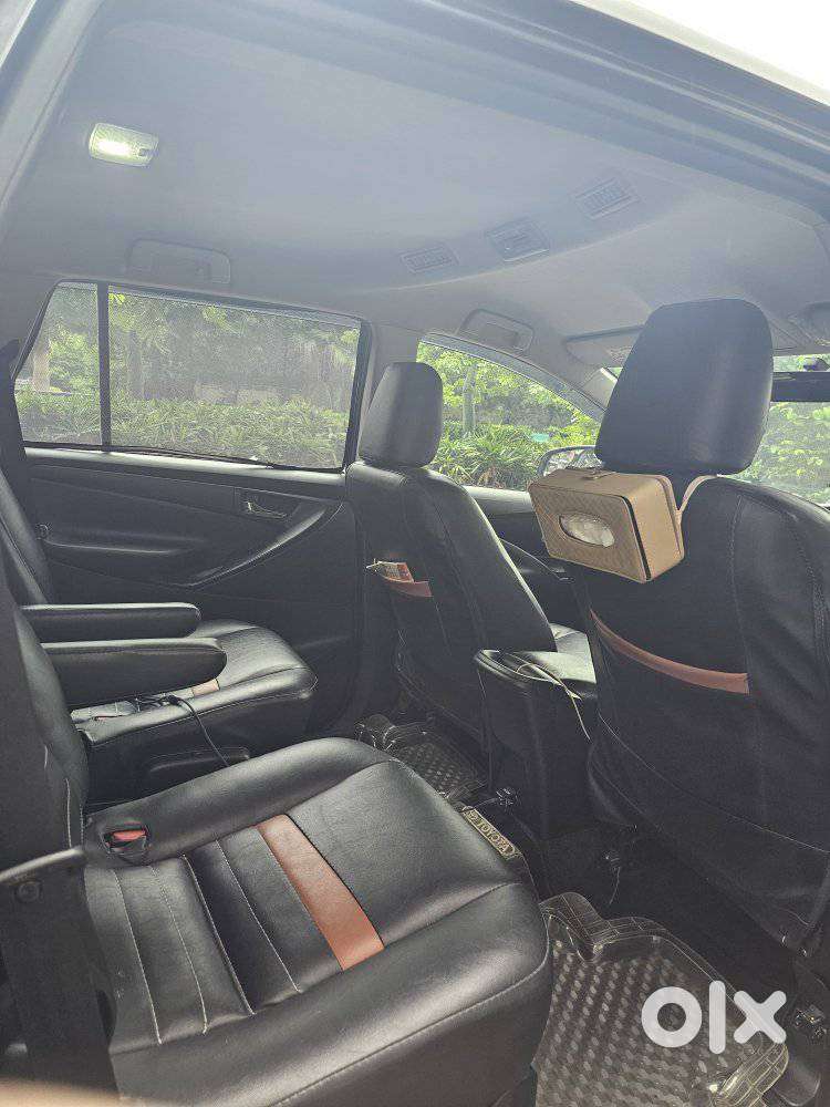 Toyota Innova Crysta 2.4 G Mt 7 Str, 2021, Diesel