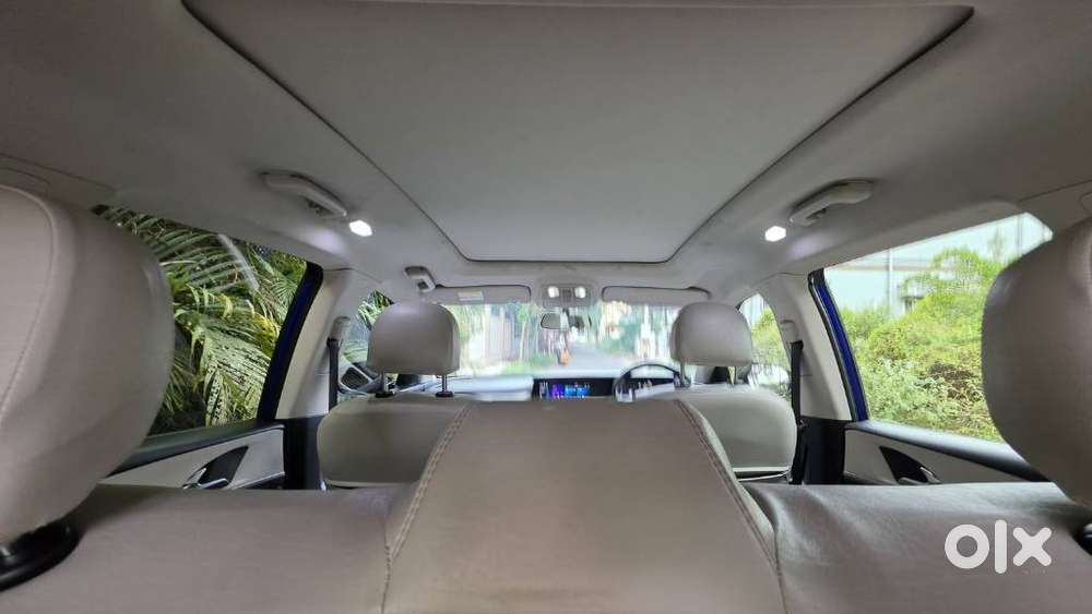 Mahindra Xuv700 2.2 Ax 5 Diesel At Str, 2022, Diesel