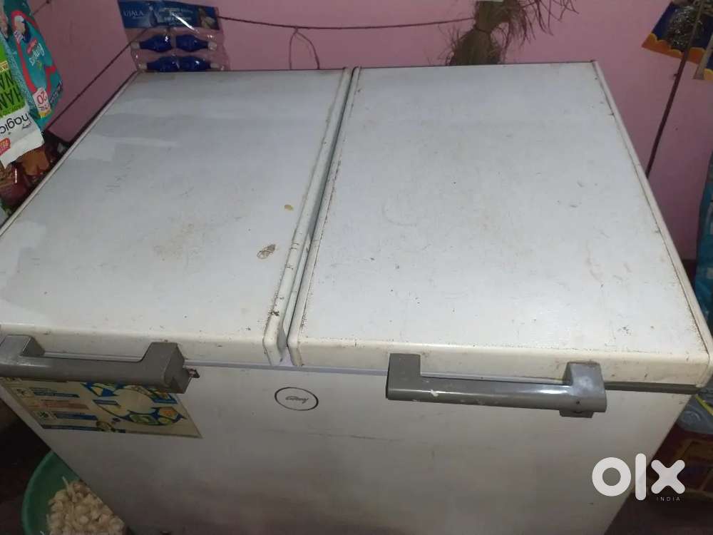 Deep freezer