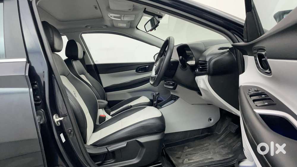 Hyundai New I20 1.2 Asta (o) Ivt, 2024, Petrol