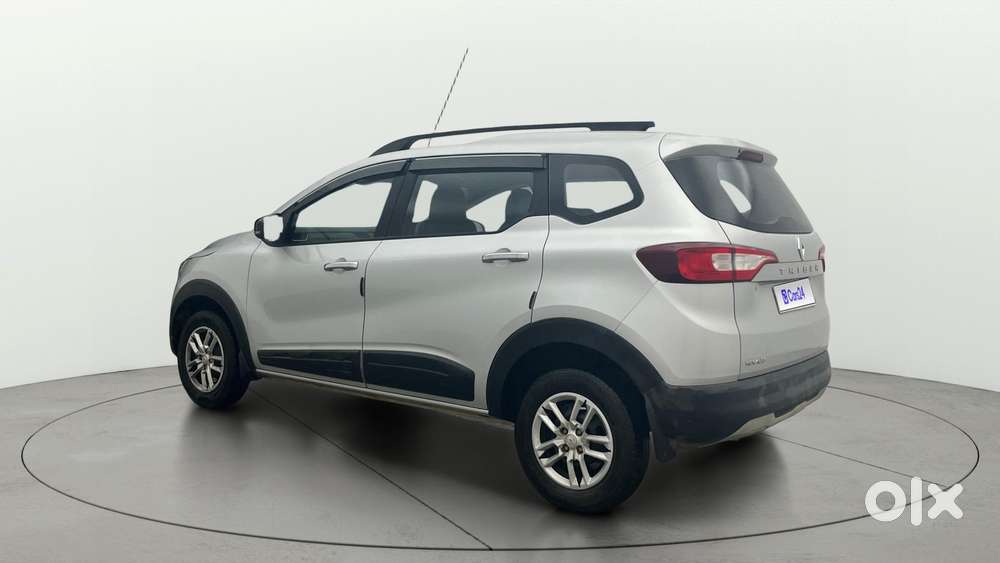 Renault Triber RXT, 2023, Petrol