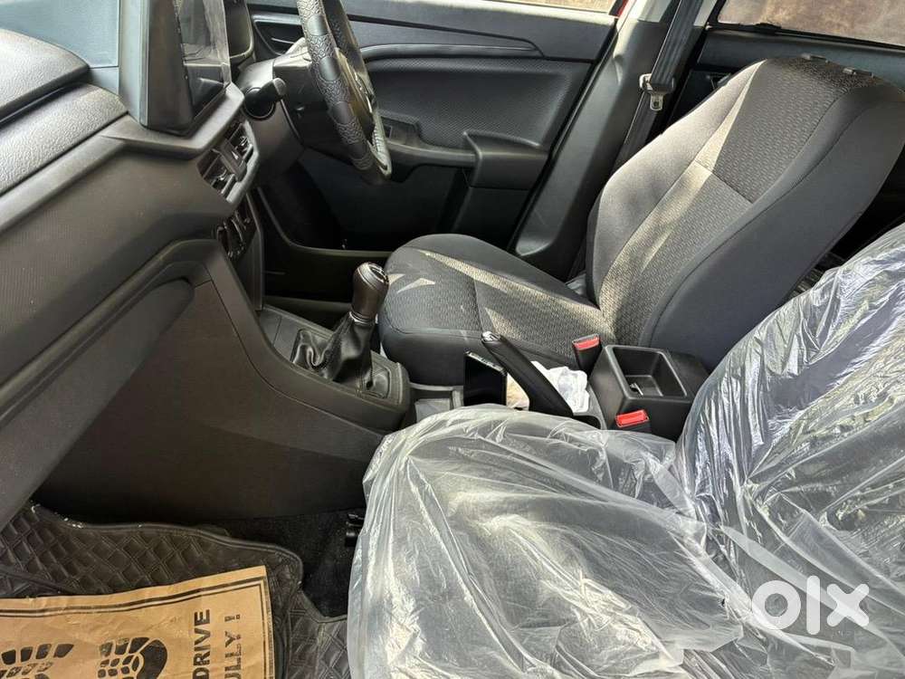Maruti Suzuki Brezza 2025 Petrol 20587 Km Driven