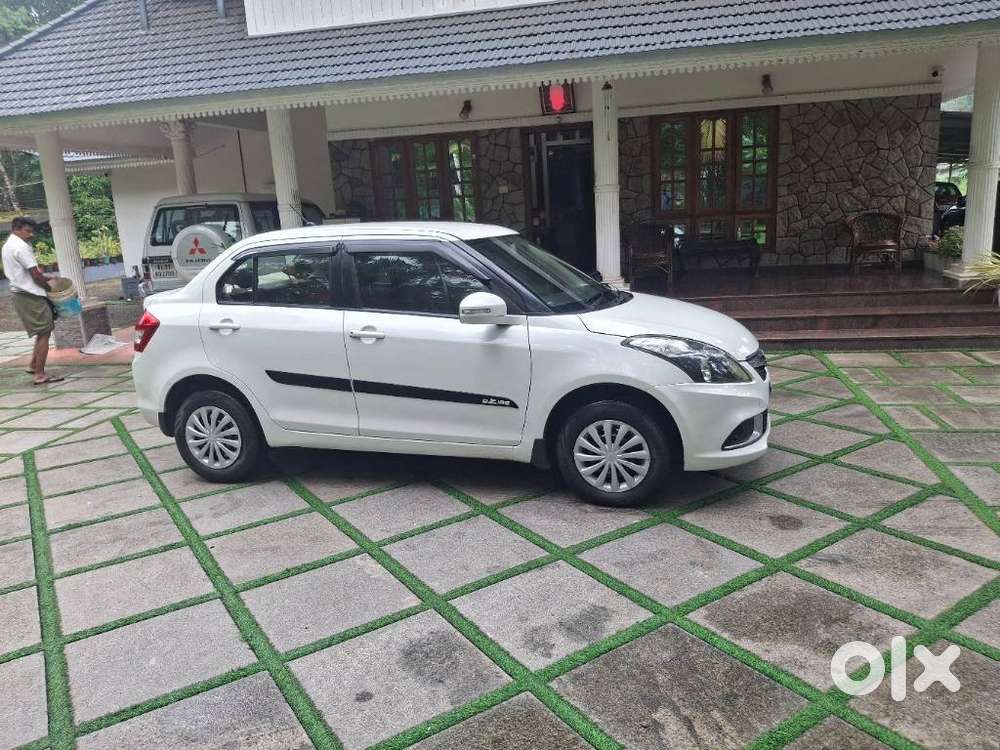 Maruti Suzuki Swift Dzire Vxi Optional, 2017, Petrol