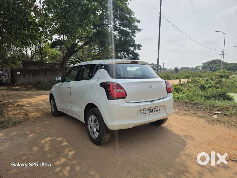 Maruti Suzuki Swift 1.2 Vxi (o), 2023, Petrol