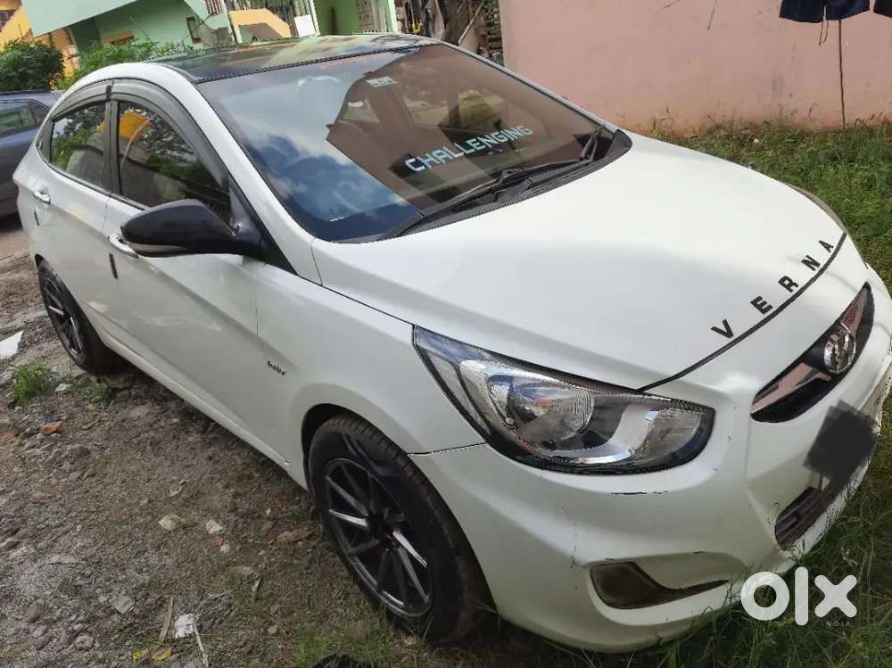 Hyundai Verna 2011