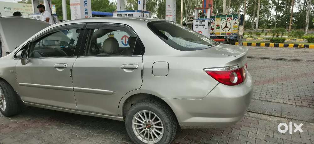 Honda City Zx 2006 Petrol Well Maintained