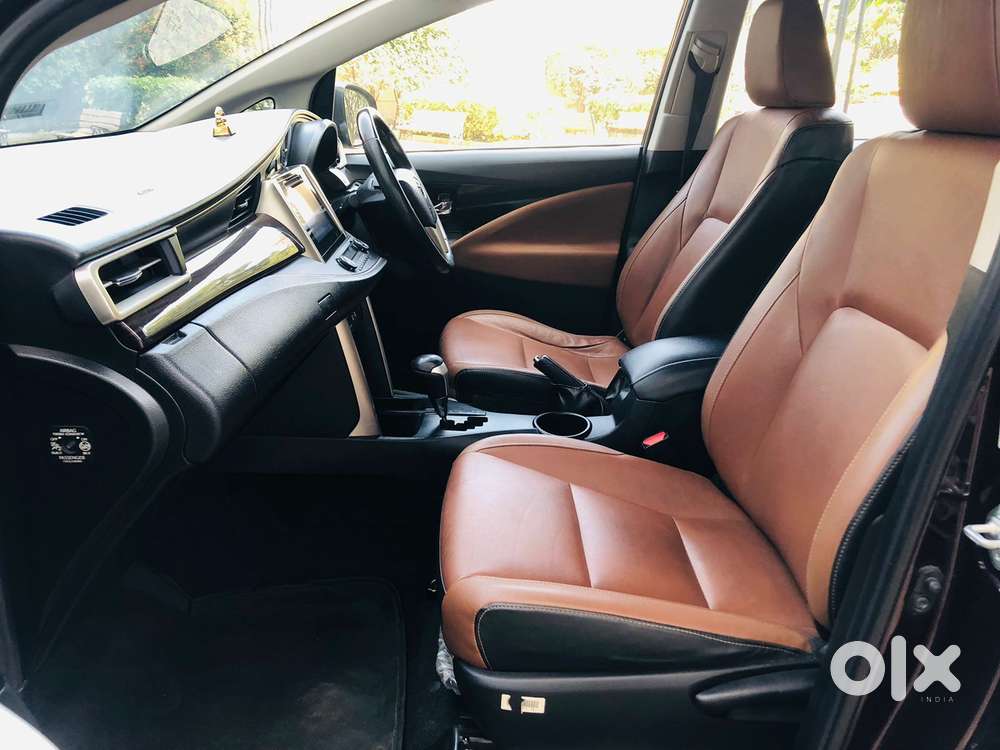 Toyota Innova Crysta