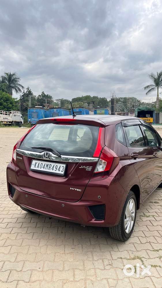 Honda Jazz 2016 Petrol Well Maintained