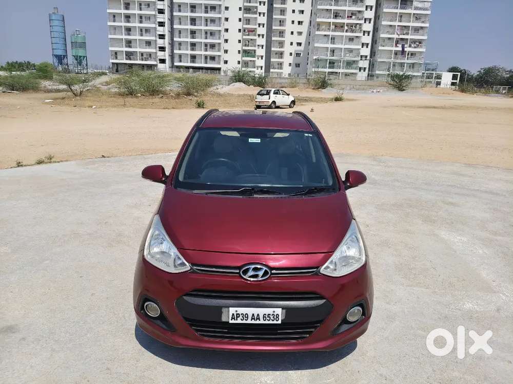 Hyundai Grand I10 2017 Diesel 102000 Km Driven