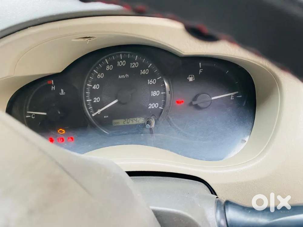 Toyota Innova 2.5 G 2013