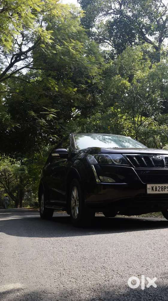 Mahindra Xuv500 2016 Diesel 98000 Km Driven
