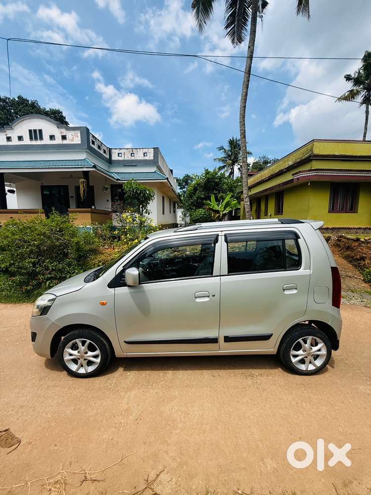 Maruti Suzuki Wagnor Automatic 2015 Last Model  Low Km