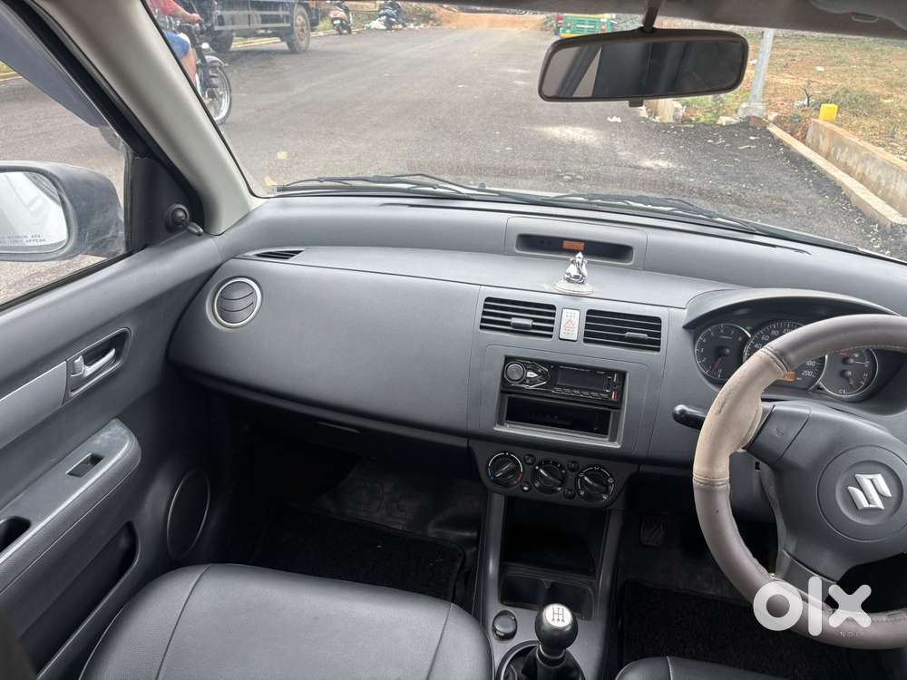 Maruti Suzuki Swift 1.3 Vxi, 2009, Petrol